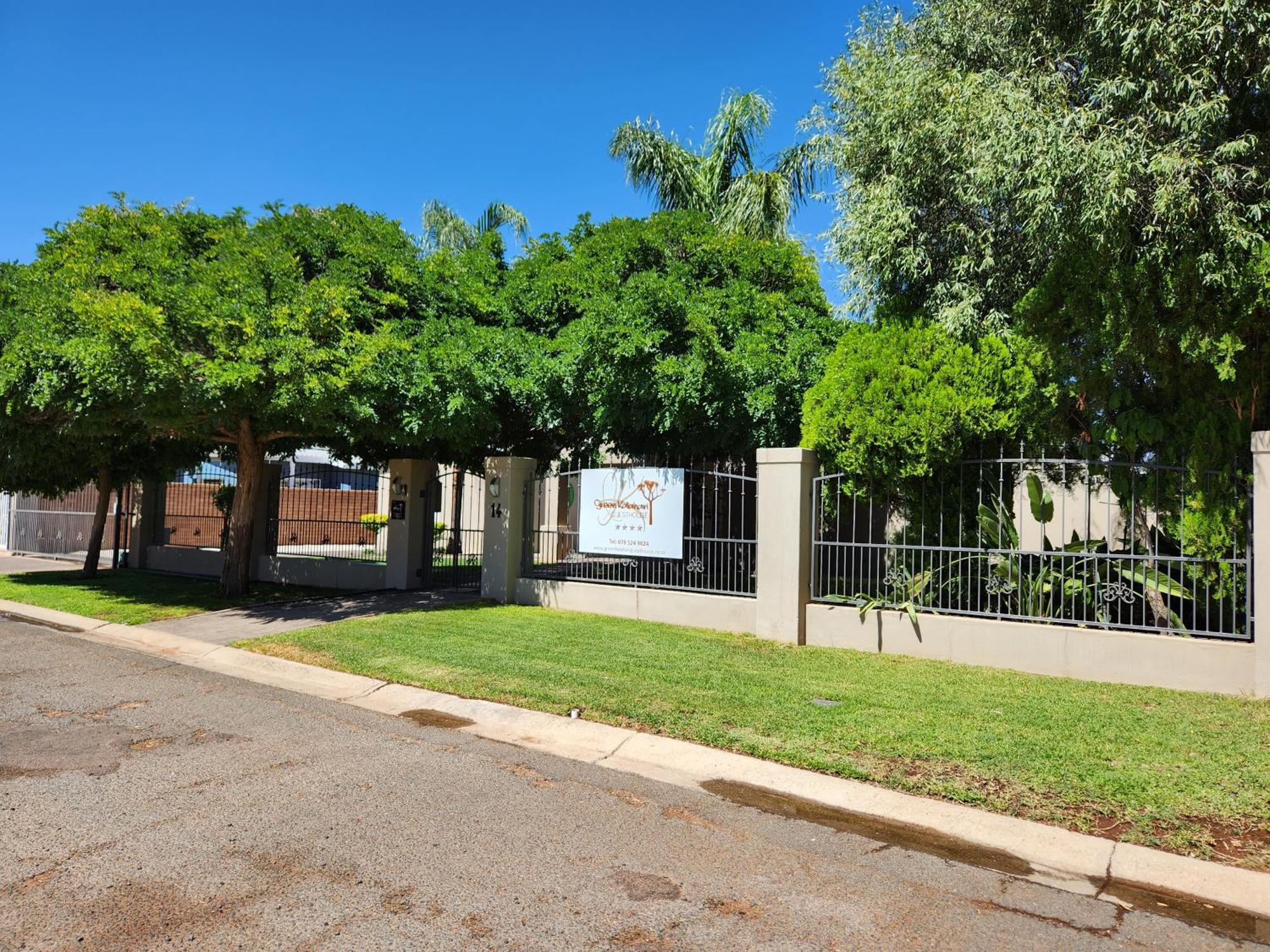 Green Kalahari Guesthouse Upington Exterior foto